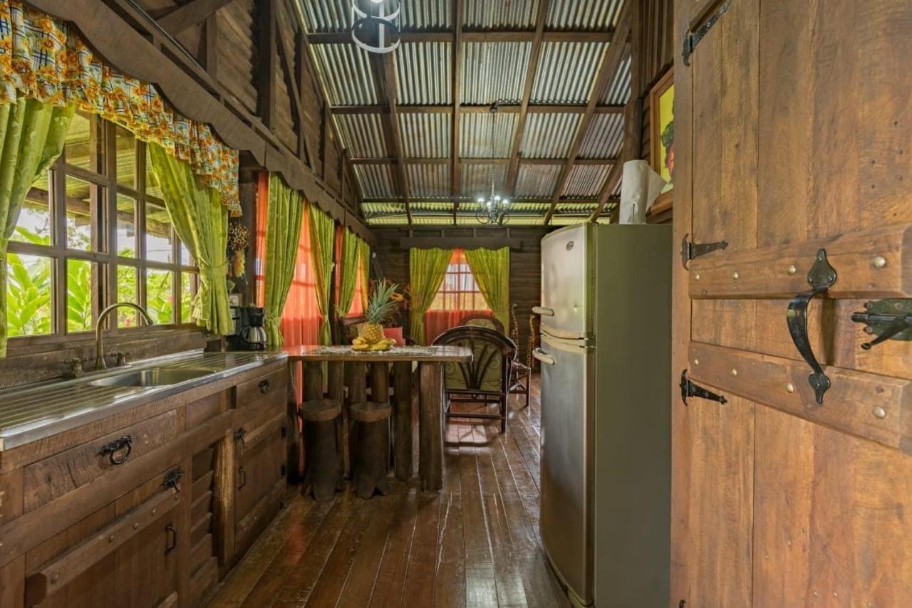 Cabanas Montanas Del Tenorio Rio Celeste Exteriör bild